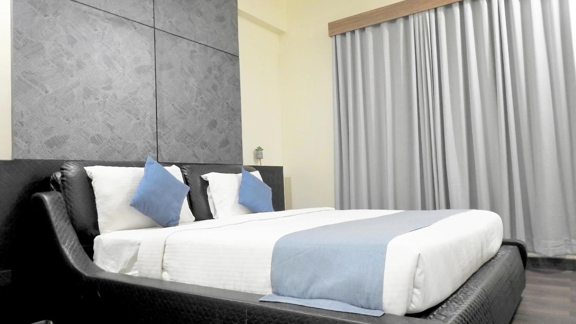 Hotel Sai Miracle Shirdi Exteriör bild
