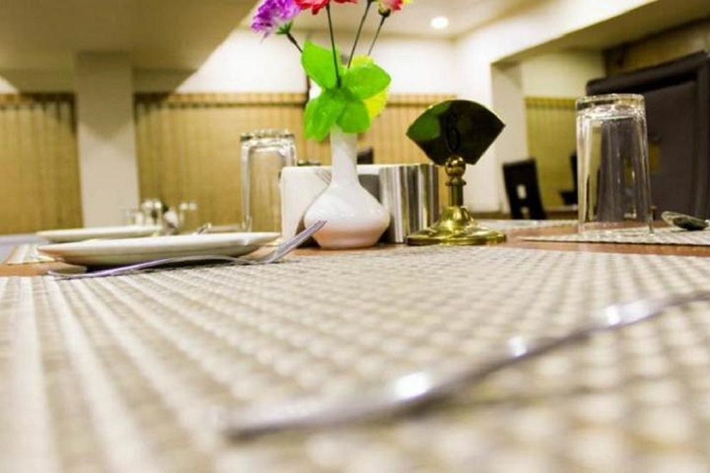 Hotel Sai Miracle Shirdi Exteriör bild