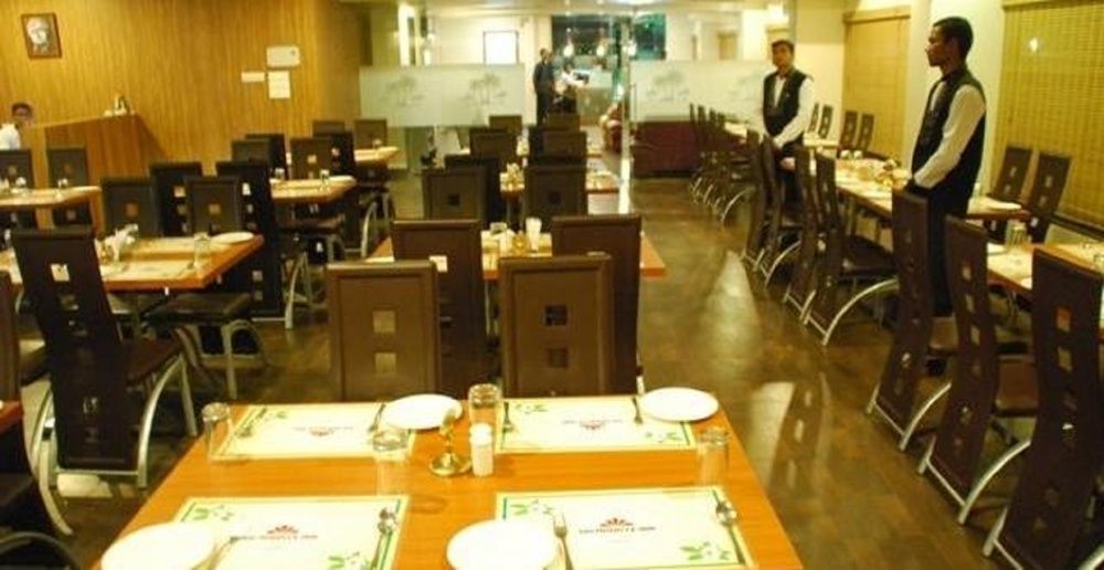 Hotel Sai Miracle Shirdi Exteriör bild